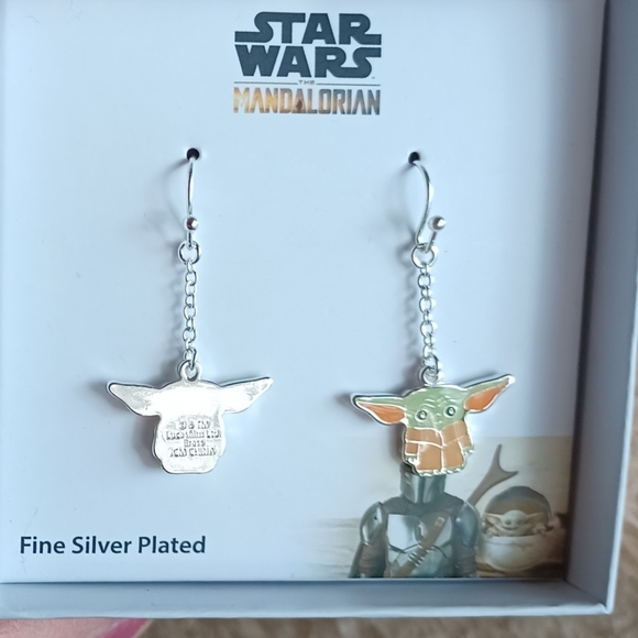 LICENCED Disney Star Wars The Mandalorian Baby Yoda Fine Silver Plated Earrings - Picture 6 of 10